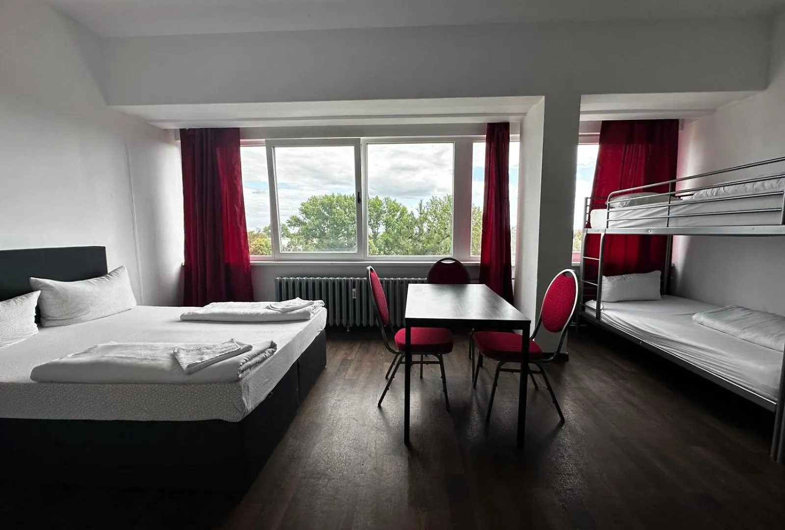 Ootel.Com Berlin Hotel